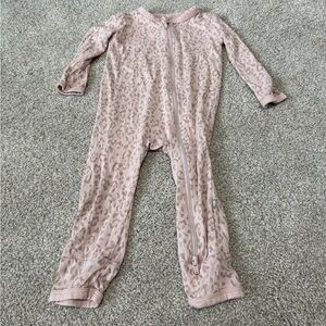 Kyte BABY Blush Leopard-Print Zip Footie 6-12 Month